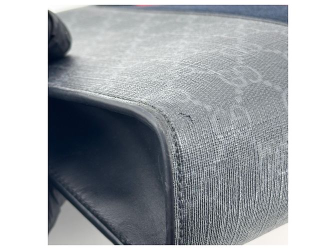 Gucci Web Zip-Etui aus GG beschichtetem Canvas - Ansicht 7