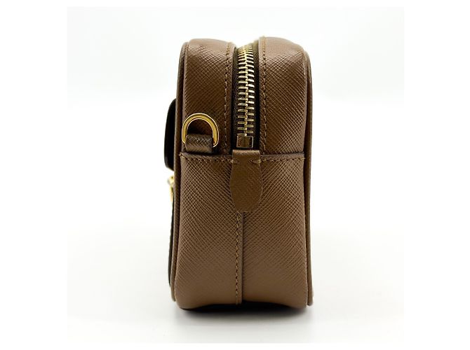 Prada Pushlock Pocket Camera Saffiano Leather Small - vista 3