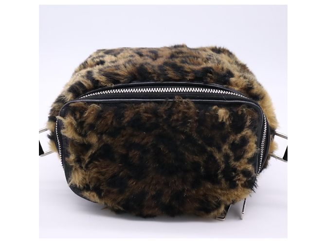Céline Bolsa de Ombro Celine Fluffy Box em Pele Sintética de Leopardo - vista 6