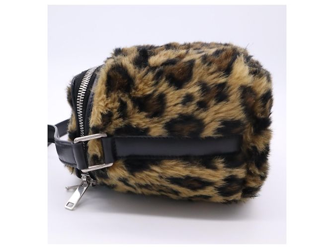 Céline Bolsa de Ombro Celine Fluffy Box em Pele Sintética de Leopardo - vista 8