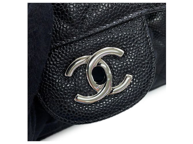 Borsa a tracolla con catena Chanel in vitello grana nera - vista 13