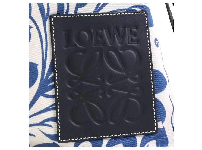 Loewe Schultertasche aus Canvas und Leder - Ansicht 13