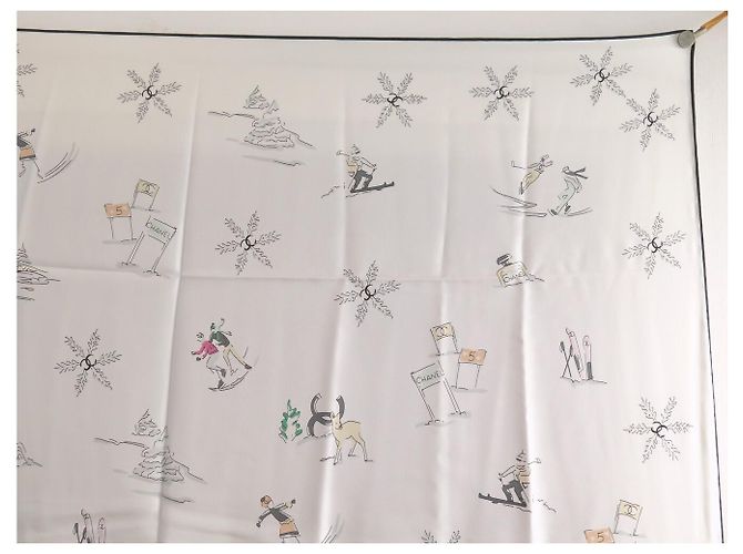 NEU CHANEL SEIDENTWILL-SCHAL SKI SCHNEEFLOCKEN CC LOGO QUADRAT 90 SILK SCARF - Ansicht 3