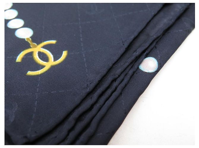 NUEVO PAÑUELO CHANEL DE TWILL DE SEDA AZUL MARINO CUADRADO 90 COLLAR DE PERLAS LOGO CC - vista 8