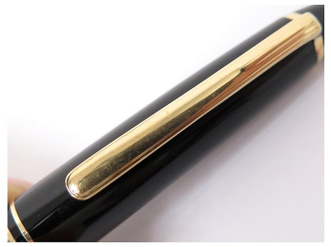 PENNA STILO VINTAGE MONTBLANC MEISTERSTUCK CLASSIQUE MB132464 - vista 13