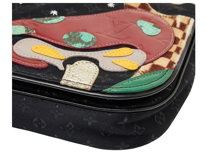 Louis Vuitton Monogram Satin Musette Crossbody Bag - Ansicht 4