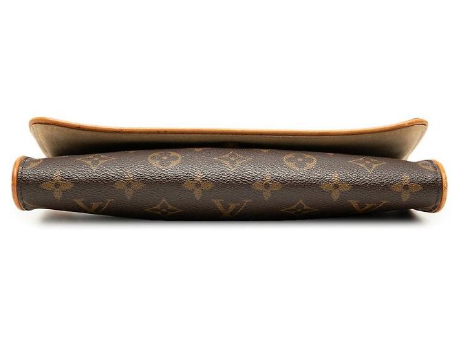 Louis Vuitton Pochette Twin GM Crossbody Bag - vista 3