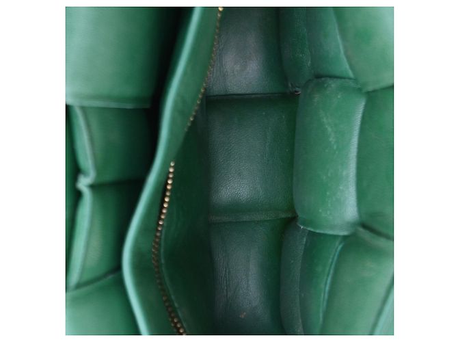 Bolsa Cassette acolchoada com corrente Bottega Veneta em couro verde - vista 5