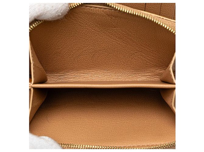 Louis Vuitton Portefeuille Lou Embossed Bi-fold Wallet - Ansicht 6