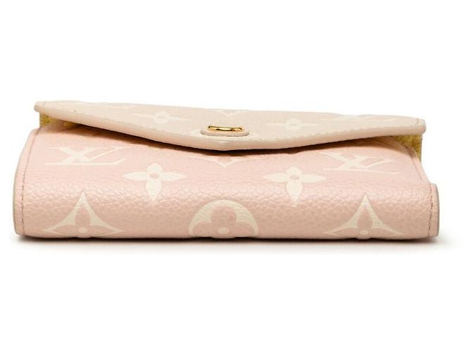 Louis Vuitton Portefeuille Victorine Short Wallet - vista 3