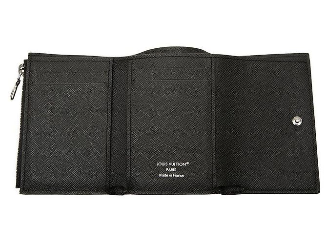 Louis Vuitton Victor Trifold Wallet - view 4