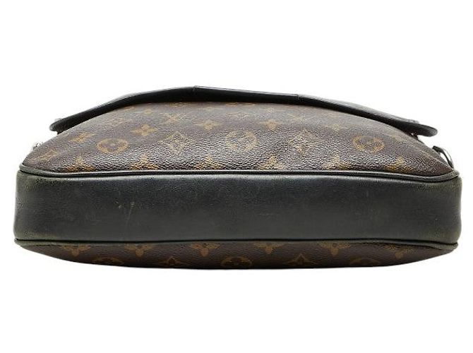 Louis Vuitton Monogram Macassar Bus MM Crossbody Bag - Ansicht 3