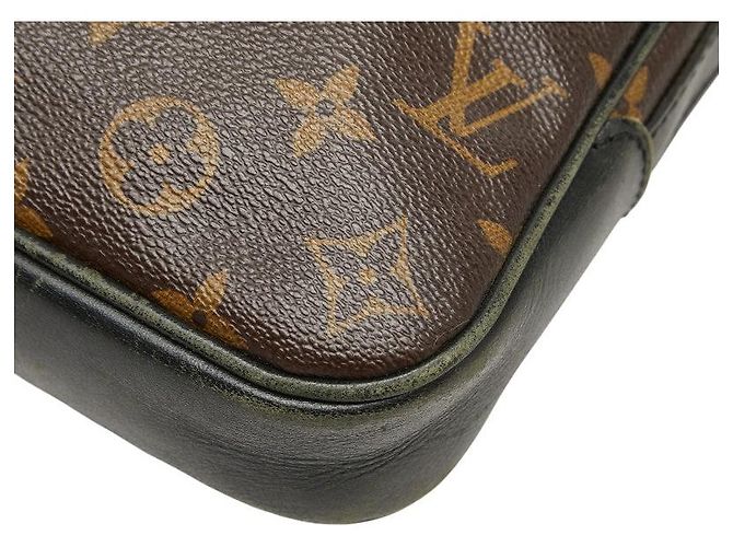 Louis Vuitton Monogram Macassar Bus MM Crossbody Bag - Ansicht 6