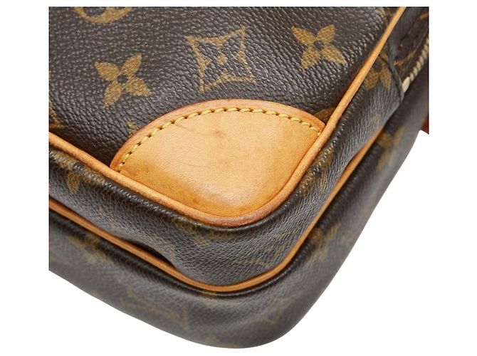 Borsa a tracolla Louis Vuitton Amazon Monogram M45236 - vista 4
