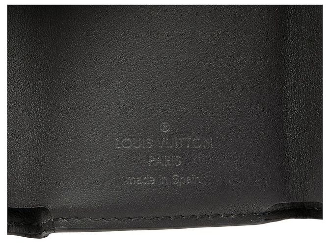 Louis Vuitton Discovery Compact Trifold Wallet M67630 - view 7