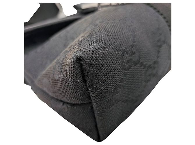 Gucci Handtasche aus schwarzem GG Canvas - Ansicht 5