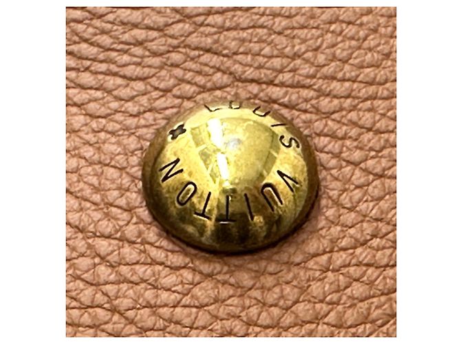 Louis Vuitton Low Key Hobo MM Schultertasche - Ansicht 9