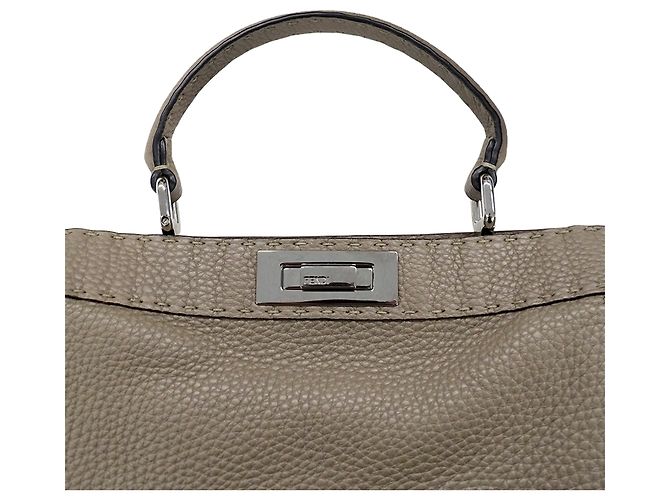 Borsa a mano/Borsa a tracolla Fendi - Selleria Peekaboo I.U. - vista 12