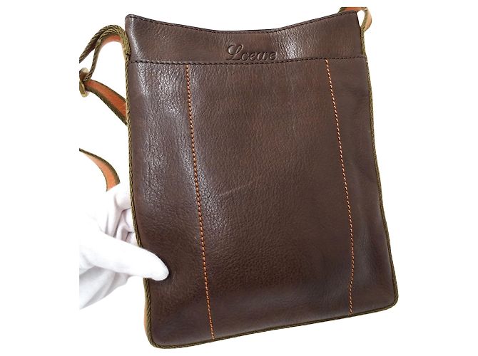 Borsa a tracolla Loewe in pelle marrone - vista 8