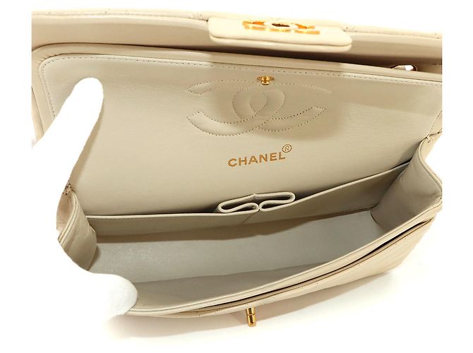 Borsa a tracolla con catena Chanel Matelasse 25 - vista 8