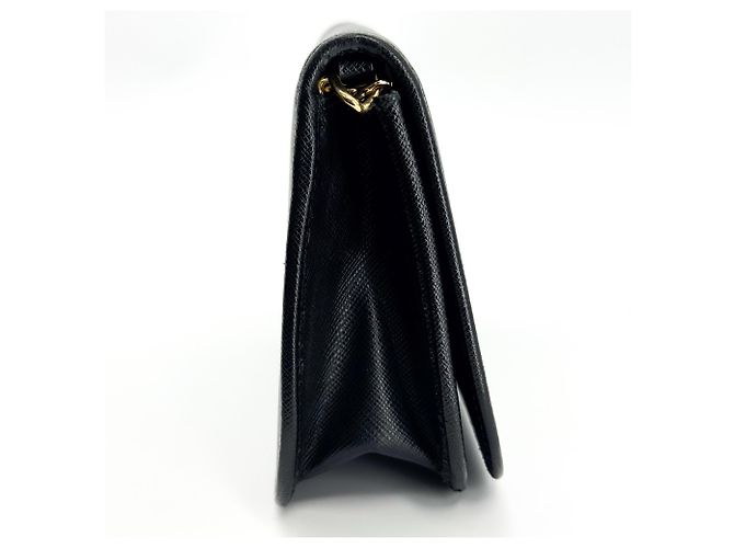 Clutch Conversível com Aba Prada em Couro Saffiano Small - vista 4