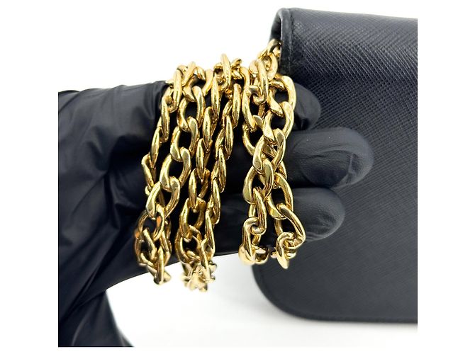 Clutch Conversível com Aba Prada em Couro Saffiano Small - vista 7
