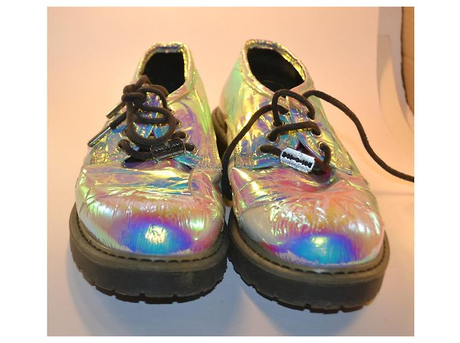 Alexander McQueen Irisierende Leder-Schnürschuhe - Ansicht 3