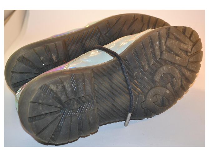 Alexander McQueen Irisierende Leder-Schnürschuhe - Ansicht 8
