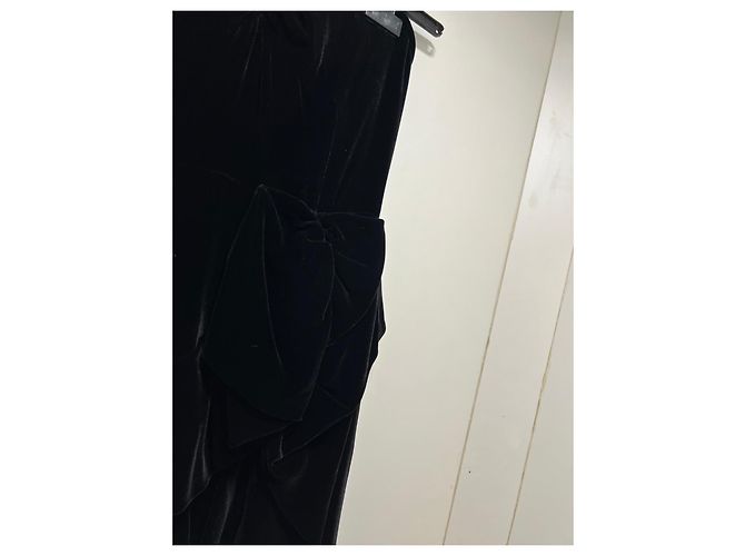 Marc by Marc Jacobs schwarzes Samtkleid trägerlos mit Schleife - Ansicht 11