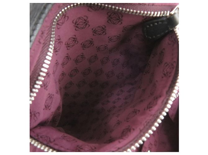 Loewe Nappa Aire Glitter Handtasche aus Lackleder Schwarz - Ansicht 6