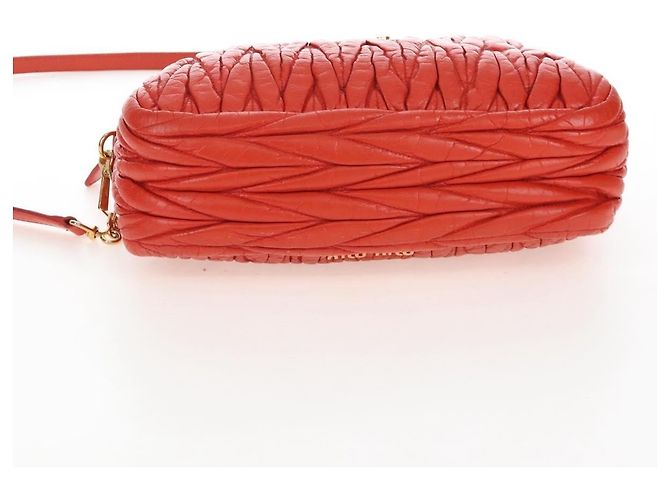 Miu Miu Coffer Convertible Satchel Matelasse Leder Medium - Ansicht 6