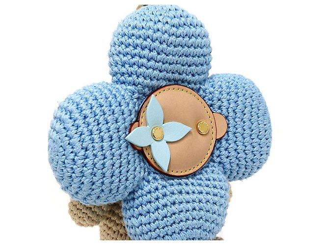 Charm per borsa Louis Vuitton My Vivienne - vista 3