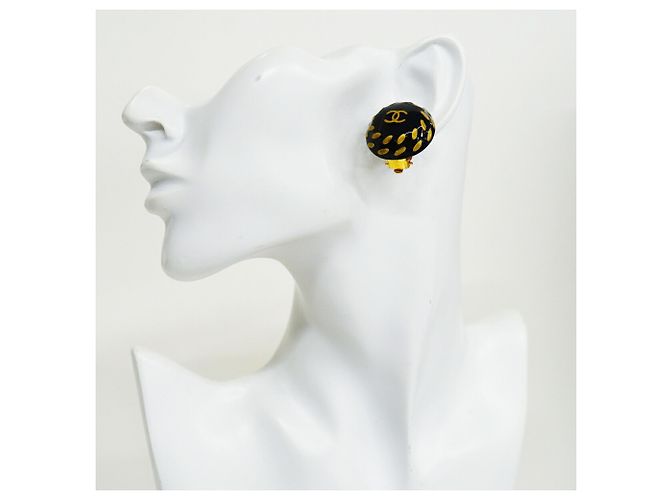 Chanel Clip-Ohrringe in Schwarz und Gold - Ansicht 5