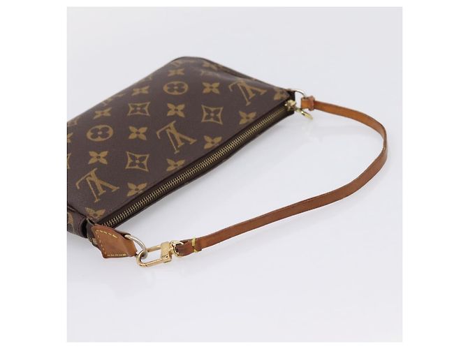 Louis Vuitton Pochette Accessoires NM Monogram Canvas - vue 7