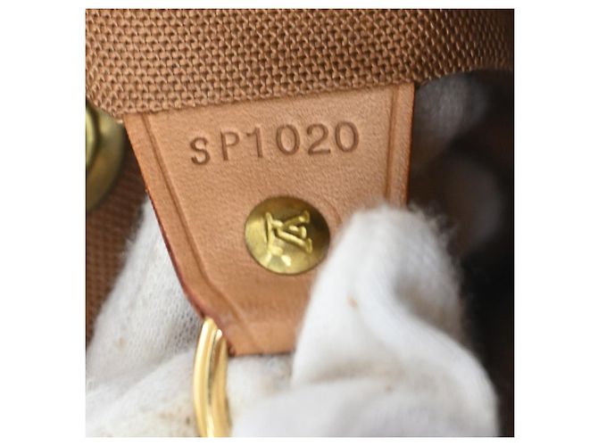 Louis Vuitton Vintage Montsouris Monogram Canvas MM - vue 7