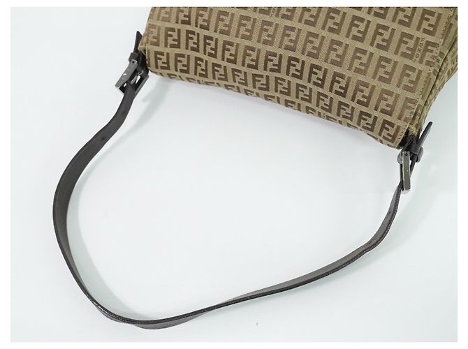 Fendi Zucchino Canvas Mamma Baguette Canvas Medium - vista 6