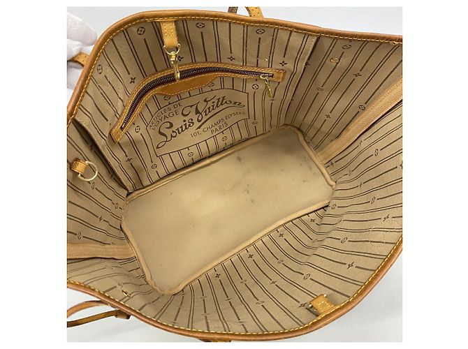 Bolso Tote Louis Vuitton Monogram Neverfull MM - vista 4