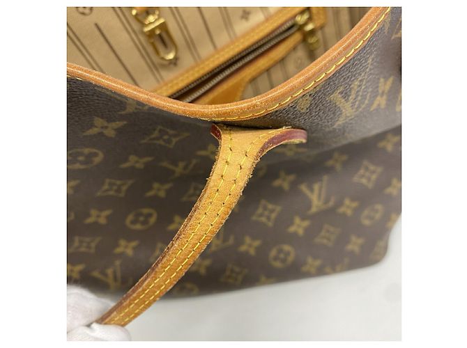 Bolso Tote Louis Vuitton Monogram Neverfull MM - vista 9