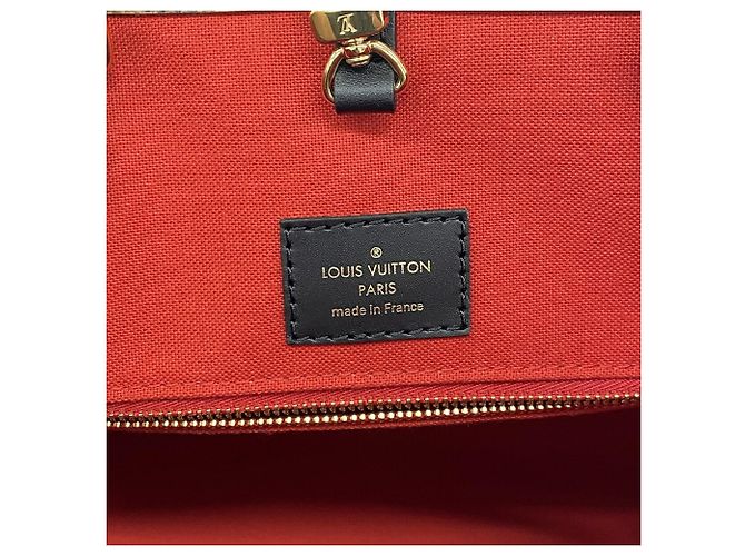 Bolso Tote Louis Vuitton Monogram Giant Reverse OnTheGo PM - vista 5