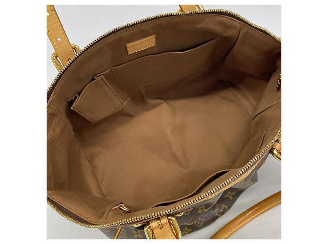 Bolso Louis Vuitton Monogram Tivoli GM - vista 4
