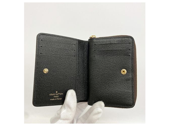 Louis Vuitton Monogram Giant Reverse Portefeuille Lou Wallet - vista 3