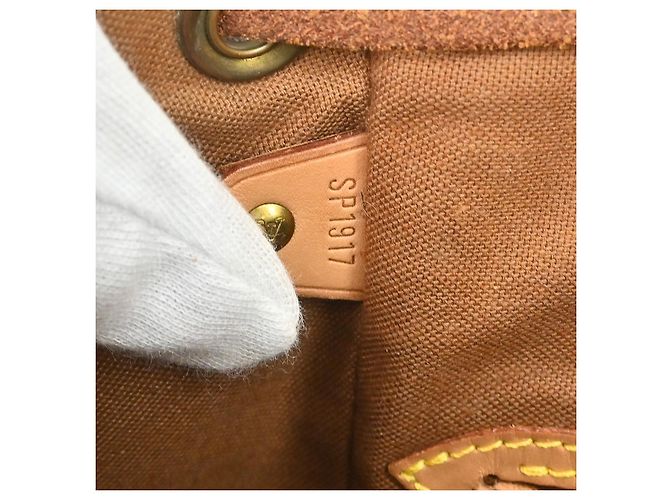 Louis Vuitton Vintage Montsouris Monogram Canvas MM - vue 5