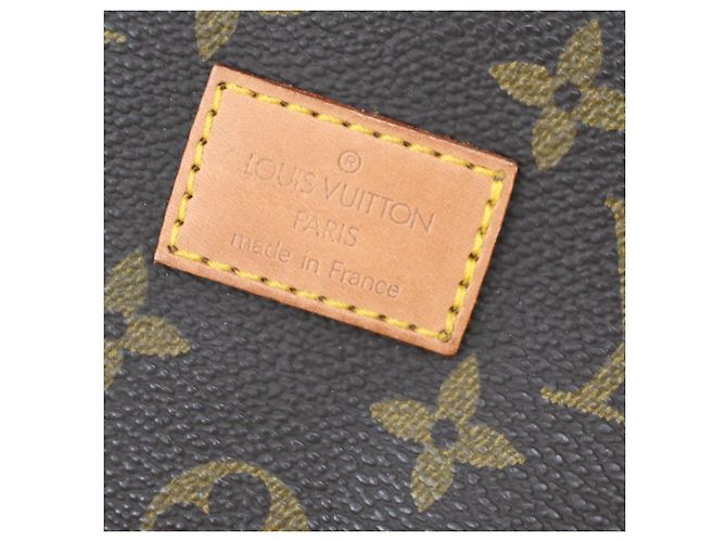 Louis Vuitton Saumur Monogram Canvas 35 - view 6