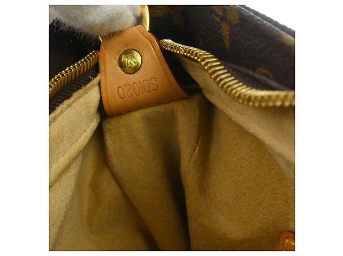 Louis Vuitton Looping Monogram Canvas GM - vista 5