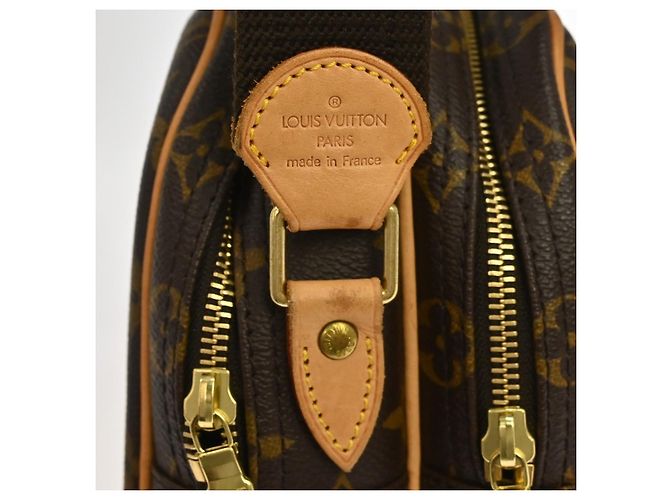 Louis Vuitton Reporter Monogram Canvas PM - view 4