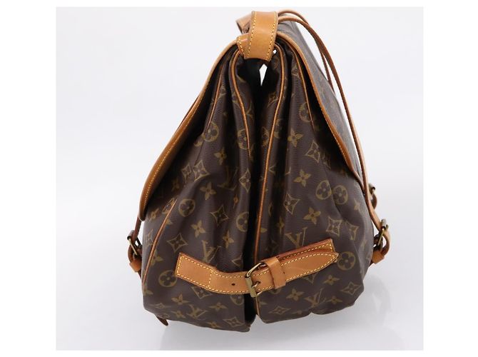 Louis Vuitton Saumur Monogram Canvas 43 - vista 3