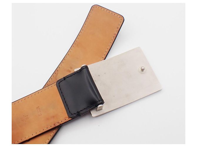 Louis Vuitton Voyage Buckle Belt Leather - view 7