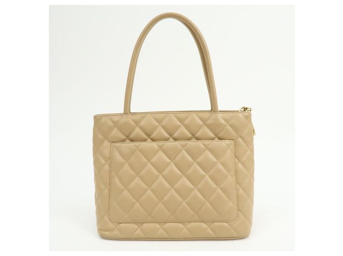 Chanel Medallion Caviar skin - vue 2