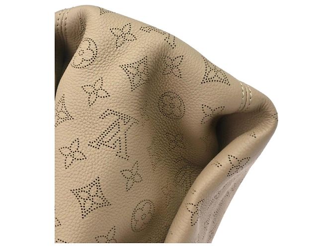 Louis Vuitton Mahina Monogram Leather Medium - vista 7