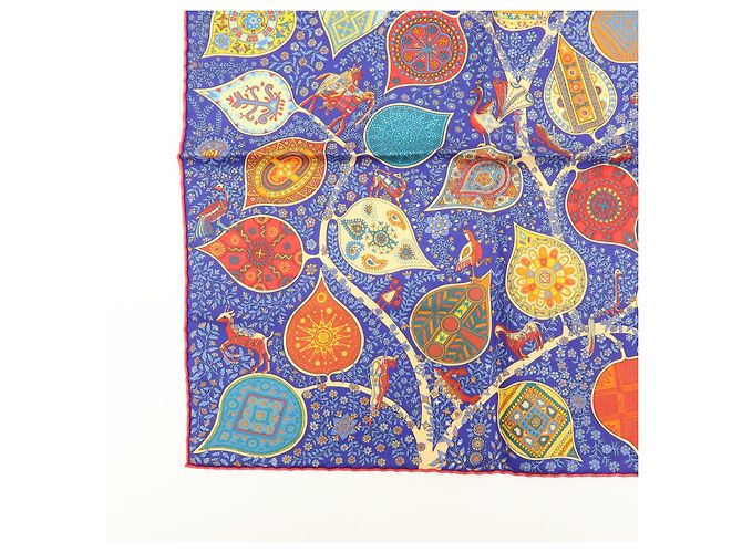 Hermès Hermes Carré 45 Les Capucines 100% Silk - view 6